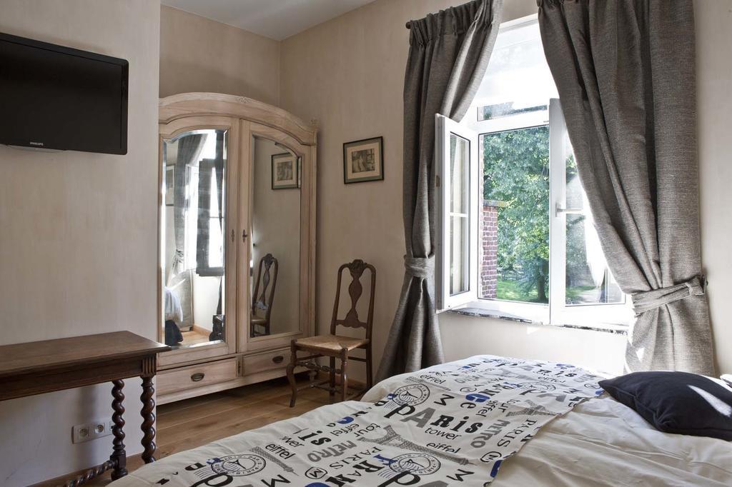 Lozerkasteel Hotel Kruishoutem Room photo